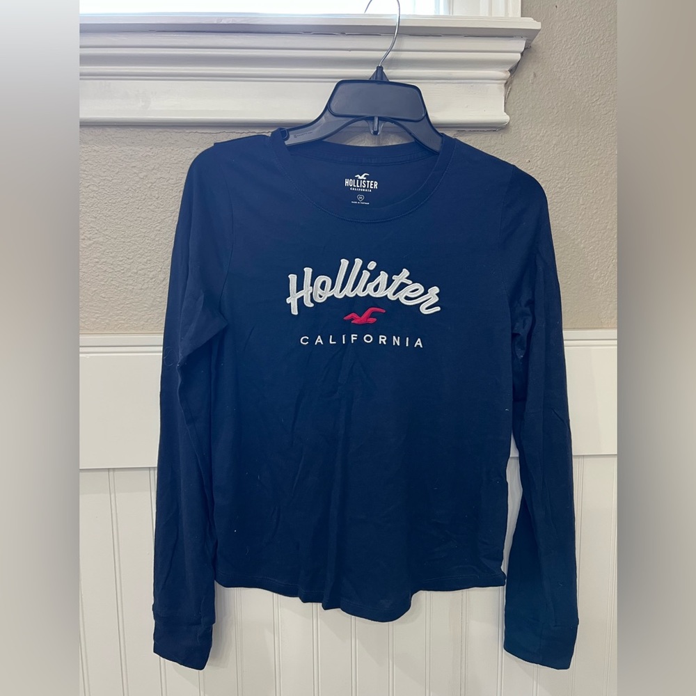Hollister long sleeve t shirt